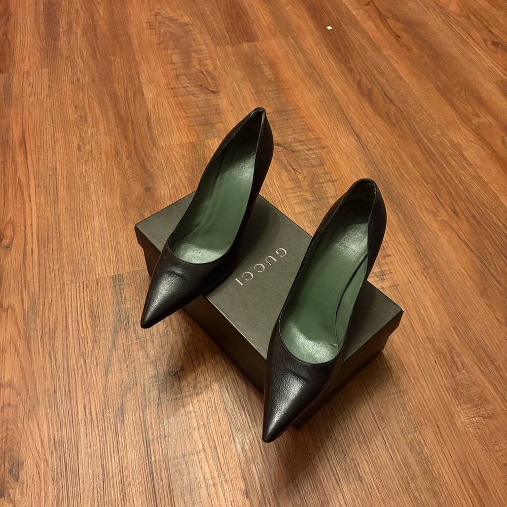 Gucci Women's Heels in Black and Green